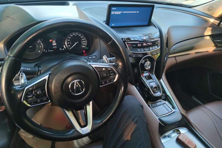 Used Acura RDX 2019 2.0T Luxury Edition China VI Standard Center Console