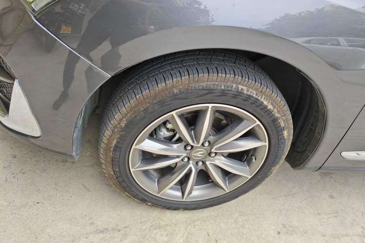 Used Acura RDX 2019 2.0T Smart Enjoyment Version SH-AWD China VI Exterior 3