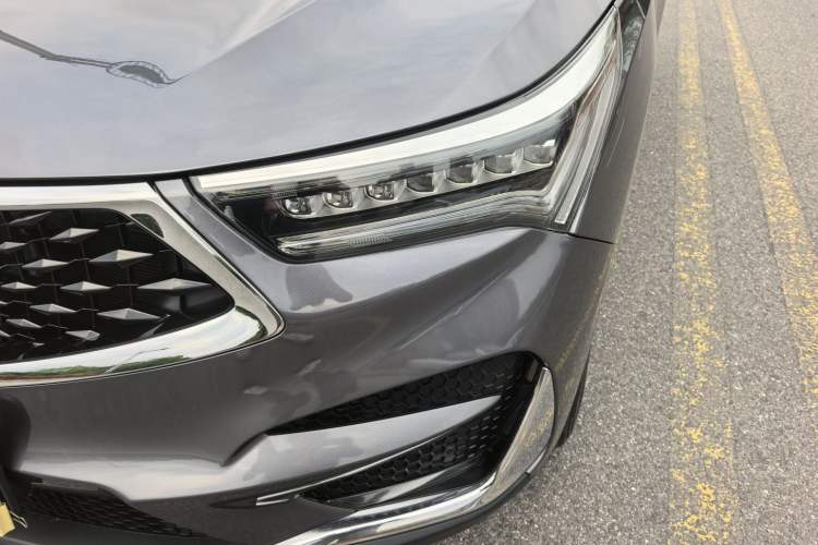 Used Acura RDX 2019 2.0T Luxury Edition China VI Standard Exterior 4