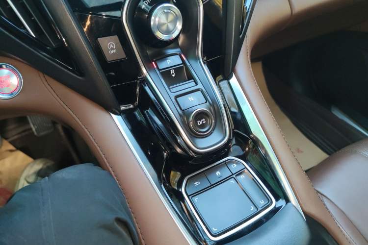 Used Acura RDX 2019 2.0T Luxury Edition China VI Standard Gear Lever