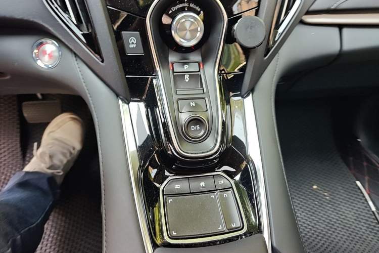 Used Acura RDX 2019 2.0T Enjoyment Version China VI Standard Gear Lever
