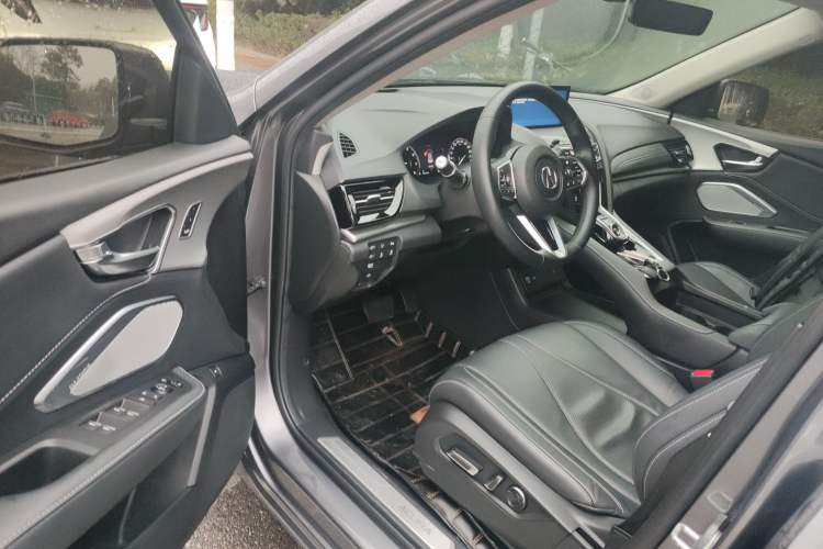 Used Acura RDX 2019 2.0T Luxury Edition China V Standard Interior 3