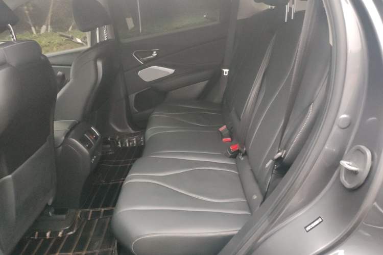 Used Acura RDX 2019 2.0T Luxury Edition China V Standard Interior 4