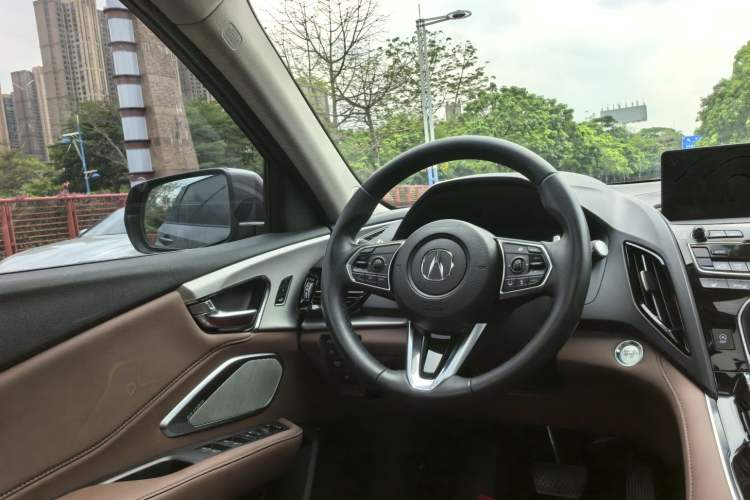 Used Acura RDX 2019 2.0T Luxury Edition China VI Standard Interior 4