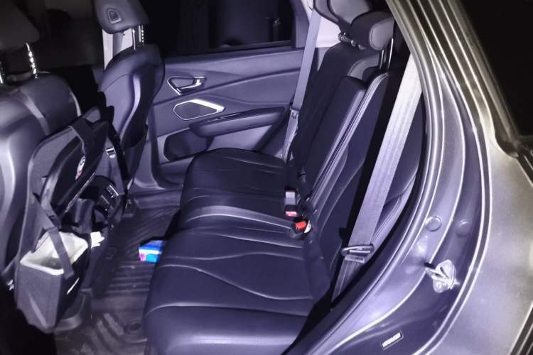 Used Acura RDX 2019 2.0T Smart Enjoyment Version SH-AWD China V Standard Left Rear Seat