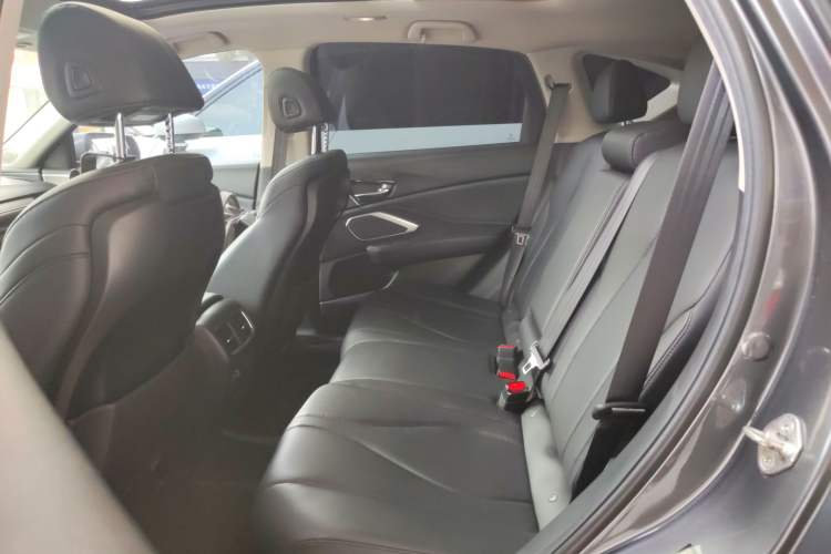 Used Acura RDX 2019 2.0T Smart Enjoyment Version SH-AWD China VI Left Rear Seat