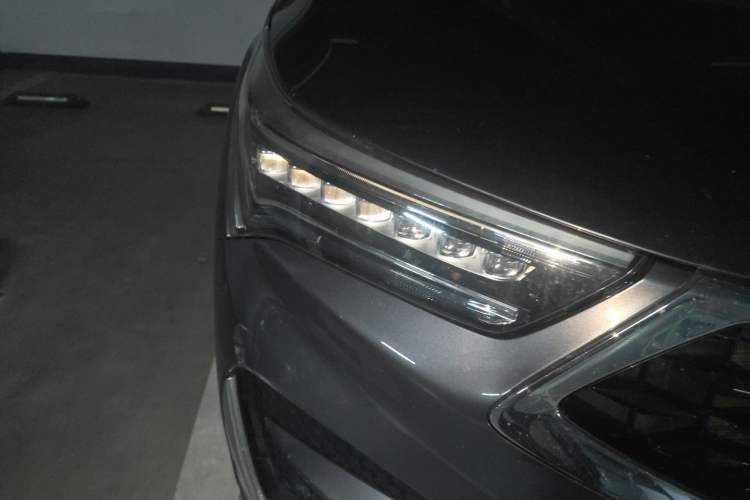 Used Acura RDX 2019 2.0T Smart Enjoyment Version SH-AWD China V Standard Right Front Headlight