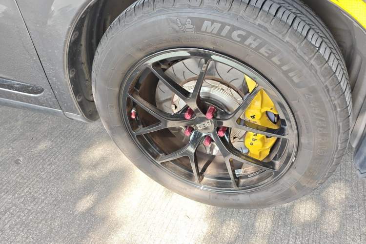 Used Acura RDX 2019 2.0T Diamond Edition SH-AWD China VI Standard Right Front Wheel Hub