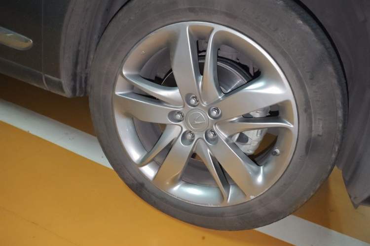 Used Acura RDX 2019 2.0T Diamond Edition SH-AWD China VI Standard Right Front Wheel Hub