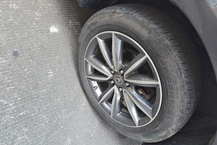 Used Acura RDX 2019 2.0T Luxury Edition China VI Standard Right Front Wheel Hub