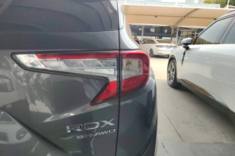 Used Acura RDX 2019 2.0T Smart Enjoyment Version SH-AWD China VI Right Rear Taillight