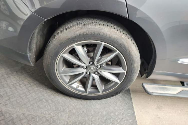 Used Acura RDX 2019 2.0T Smart Enjoyment Version SH-AWD China VI Right Rear Wheel Hub