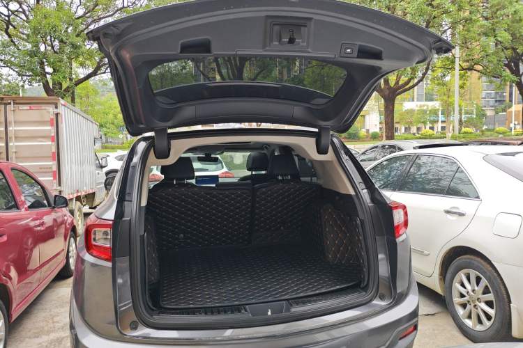 Used Acura RDX 2019 2.0T Smart Enjoyment Version SH-AWD China VI Trunk
