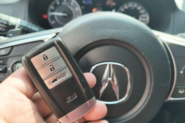 Used Acura RDX 2019 2.0T Smart Enjoyment Version SH-AWD China VI Vehicle Key
