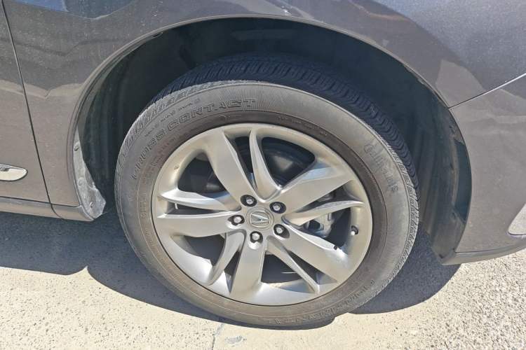 Used Acura RDX 2019 2.0T Diamond Edition SH-AWD China VI Standard Right Front Wheel Hub