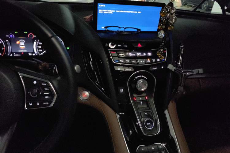 Used Acura RDX 2019 2.0T Luxury Edition China VI Standard Audio And AC Panel