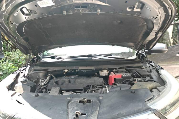 Used Acura RDX 2019 2.0T Luxury Edition China VI Standard Engine Bay