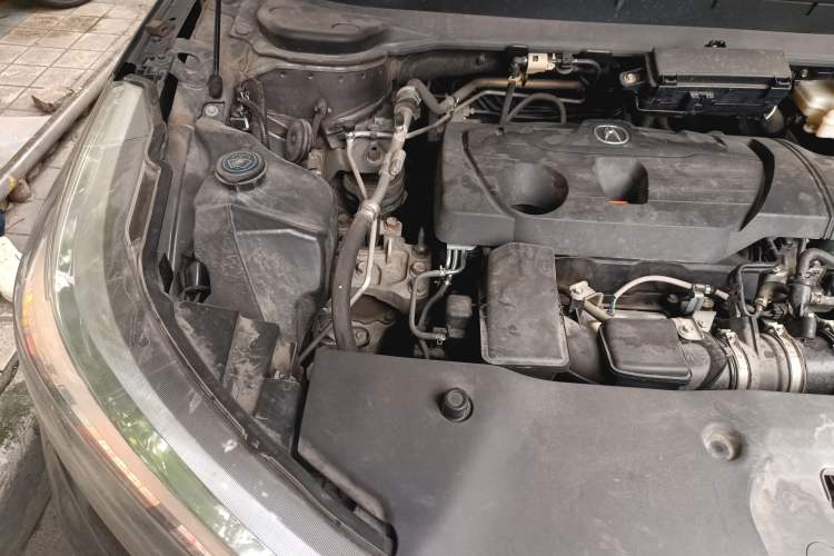 Used Acura RDX 2019 2.0T Luxury Edition China VI Standard Engine Bay Right