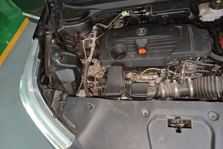 Used Acura RDX 2019 2.0T Enjoyment Version China VI Standard Engine Bay Right