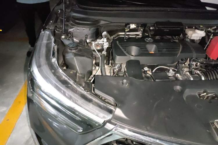 Used Acura RDX 2019 2.0T Luxury Edition China VI Standard Engine Bay Right