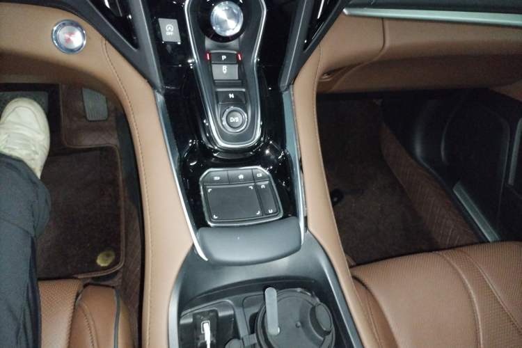 Used Acura RDX 2019 2.0T Diamond Edition SH-AWD China VI Standard Gear Lever