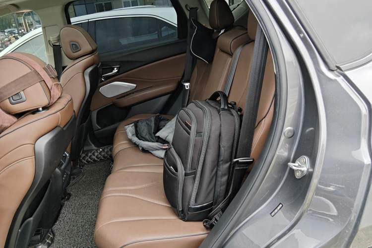 Used Acura RDX 2019 2.0T Diamond Edition SH-AWD China VI Standard Left Rear Seat