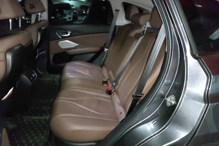 Used Acura RDX 2019 2.0T Luxury Edition China VI Standard Left Rear Seat