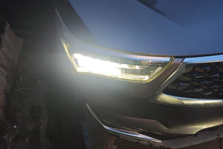 Used Acura RDX 2019 2.0T Smart Enjoyment Version SH-AWD China VI Right Front Headlight