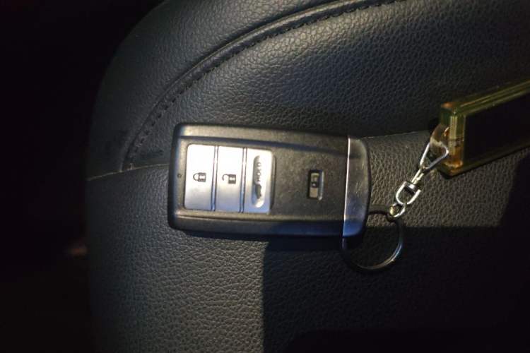 Used Acura RDX 2019 2.0T Smart Enjoyment Version SH-AWD China VI Vehicle Key