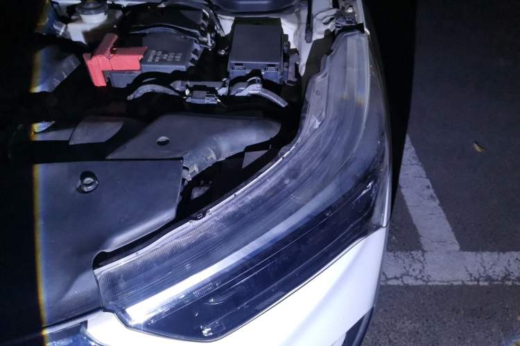 Used Acura RDX 2019 2.0T Enjoyment Version China VI Standard Engine Bay Left