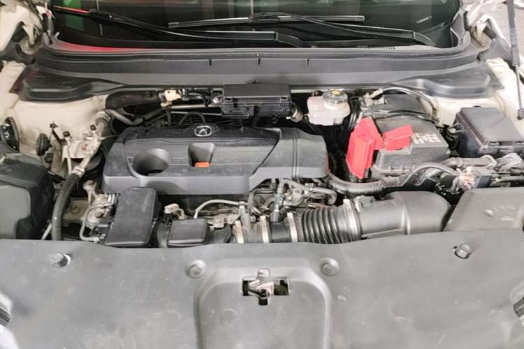 Used Acura RDX 2019 2.0T Luxury Edition China VI Standard Engine Bay