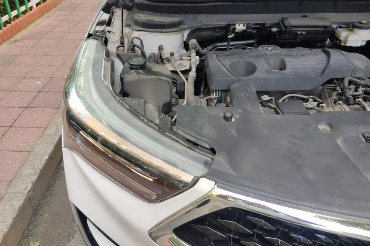 Used Acura RDX 2019 2.0T Luxury Edition China VI Standard Engine Bay Right