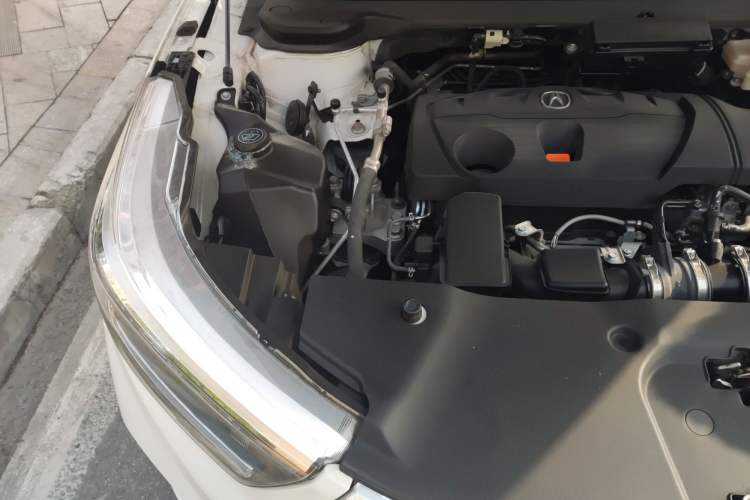 Used Acura RDX 2019 2.0T Enjoyment Version China VI Standard Engine Bay Right