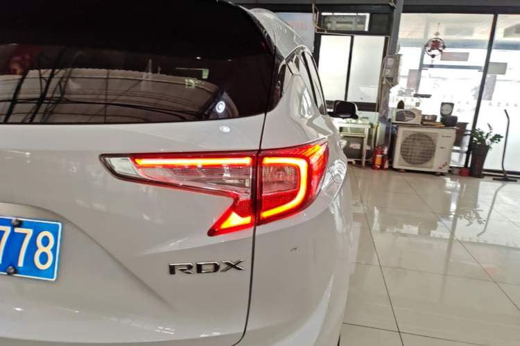 Used Acura RDX 2019 2.0T Luxury Edition China VI Standard Exterior 3