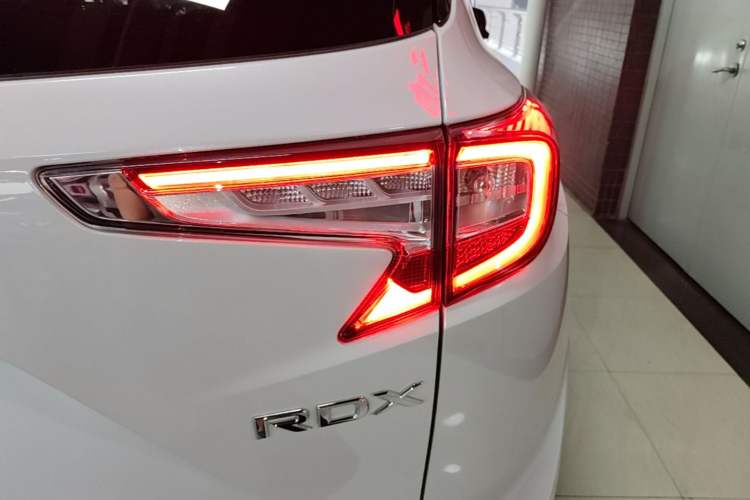 Used Acura RDX 2019 2.0T Luxury Edition China VI Standard Exterior 3