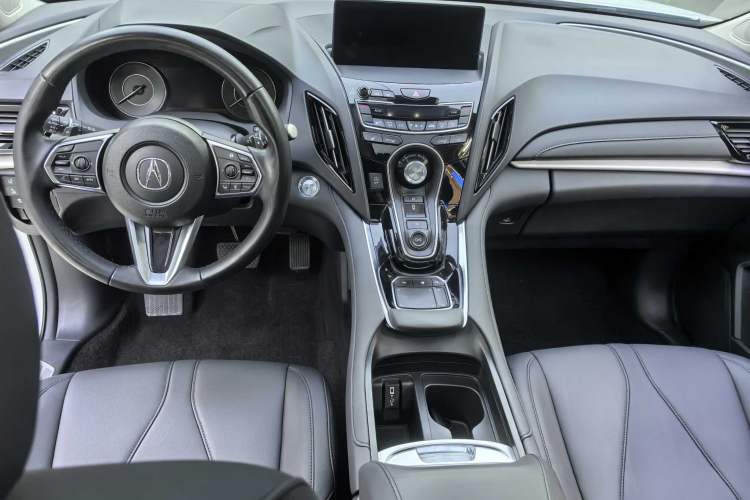 Used Acura RDX 2019 2.0T Enjoyment Version China VI Standard Interior 1