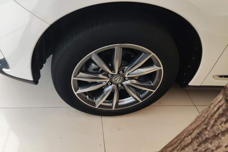 Used Acura RDX 2019 2.0T Enjoyment Version China VI Standard Left Front Wheel Hub