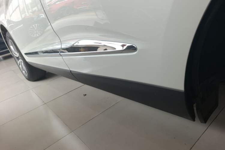 Used Acura RDX 2019 2.0T Luxury Edition China V Standard Left Side Sill