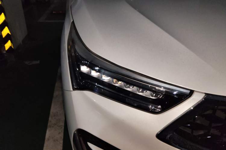 Used Acura RDX 2019 2.0T Prestige Edition SH-AWD China V Standard Right Front Headlight