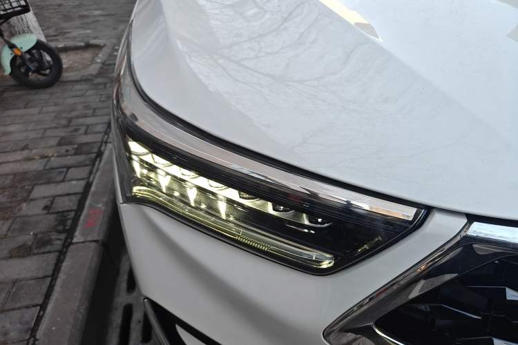 Used Acura RDX 2019 2.0T Diamond Edition SH-AWD China VI Standard Right Front Headlight