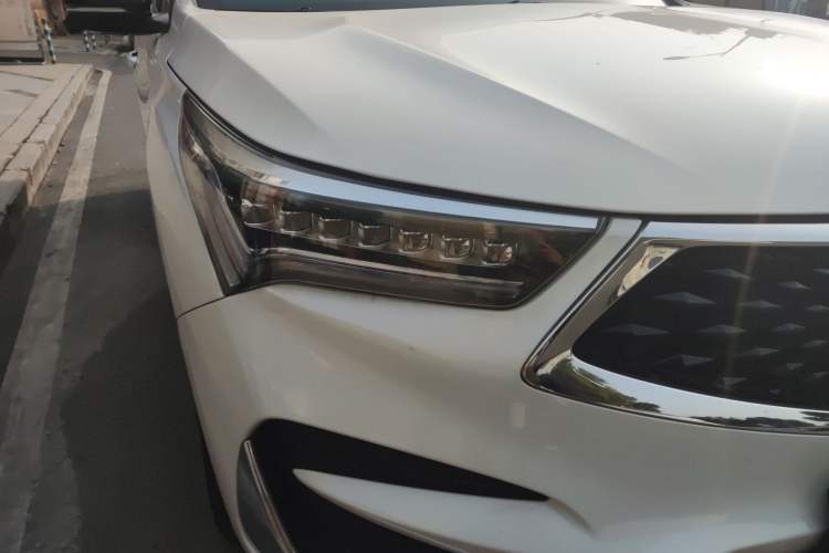 Used Acura RDX 2019 2.0T Enjoyment Version China VI Standard Right Front Headlight