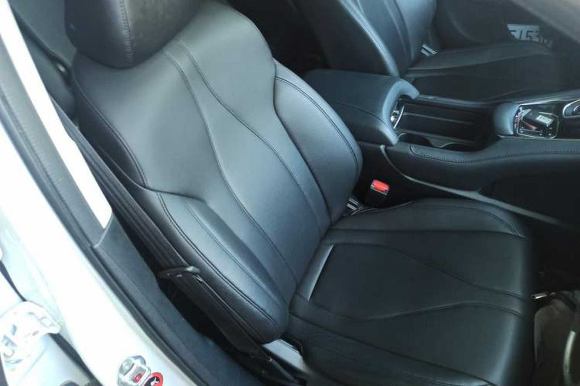 Used Acura RDX 2019 2.0T Smart Enjoyment Version SH-AWD China V Standard Right Front Seat