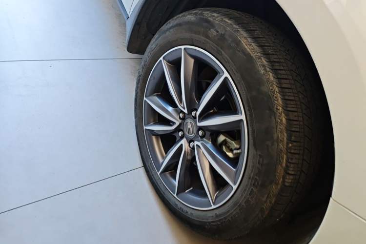 Used Acura RDX 2019 2.0T Smart Enjoyment Version SH-AWD China V Standard Right Front Wheel Hub