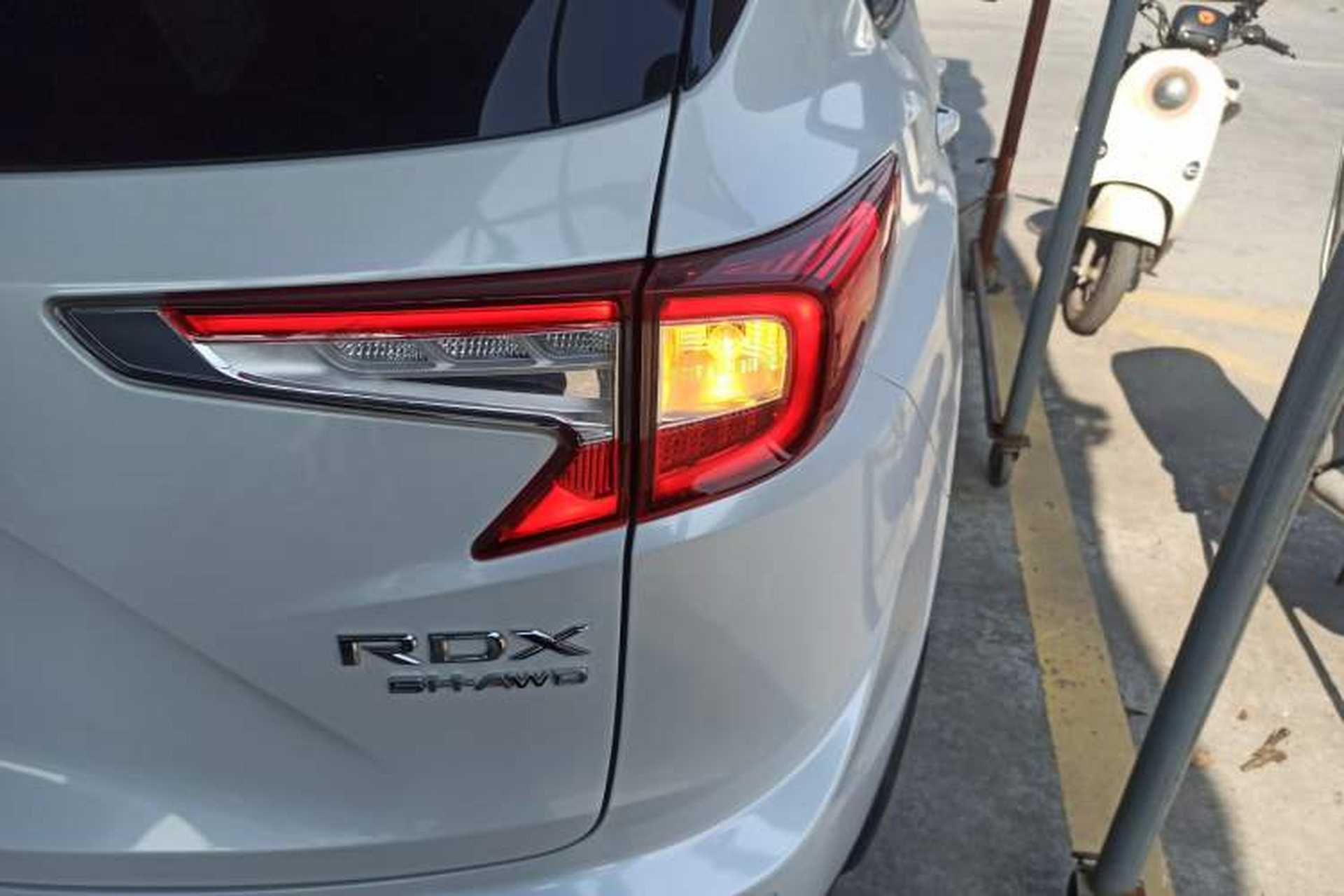 Used Acura RDX 2019 2.0T Prestige Edition SH-AWD China V Standard Right Rear Taillight