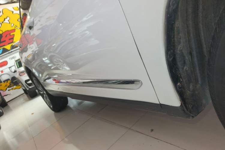 Used Acura RDX 2019 2.0T Luxury Edition China V Standard Right Side Sill