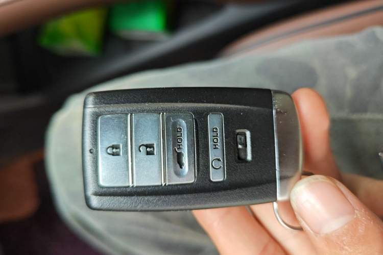 Used Acura RDX 2019 2.0T Diamond Edition SH-AWD China VI Standard Vehicle Key