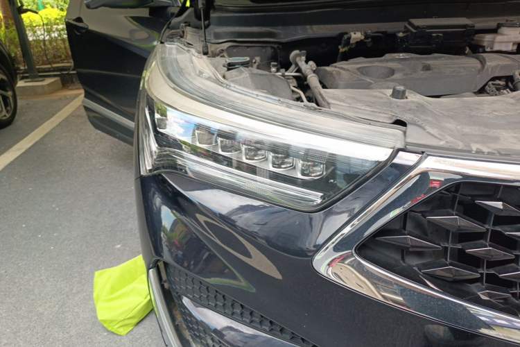 Used Acura RDX 2020 2.0T Prestige · A-Spec Sport Edition Right Front Headlight