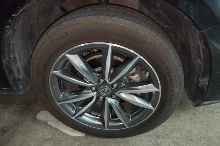 Used Acura RDX 2020 2.0T Smart Edition SH-AWD Right Front Wheel Hub