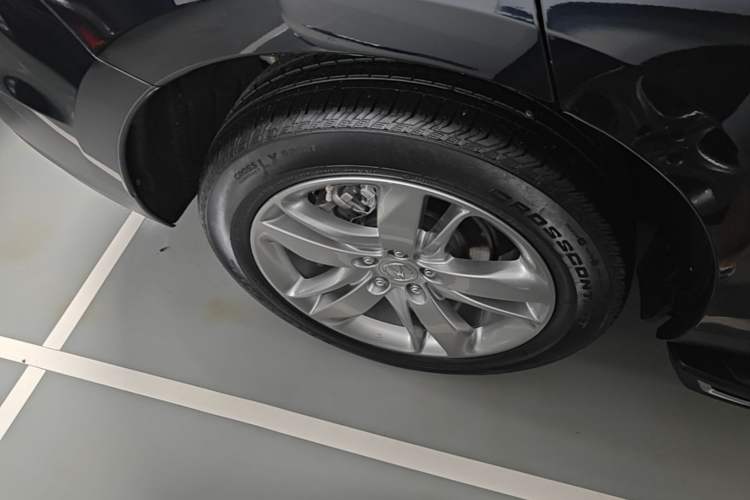 Used Acura RDX 2020 2.0T Diamond Edition SH-AWD Right Rear Wheel Hub