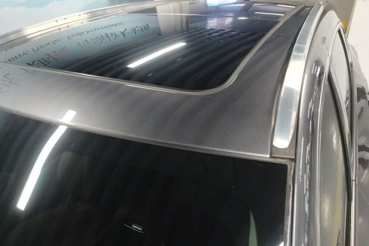 Used Acura RDX 2020 2.0T Deluxe Edition Roof